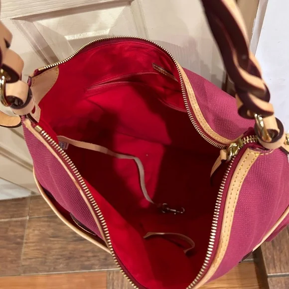 Pink Dooney bourke purse